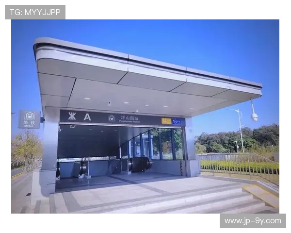 围绕赵巷园区足球场电话查询的周边交通与设施服务详解实用指南推荐